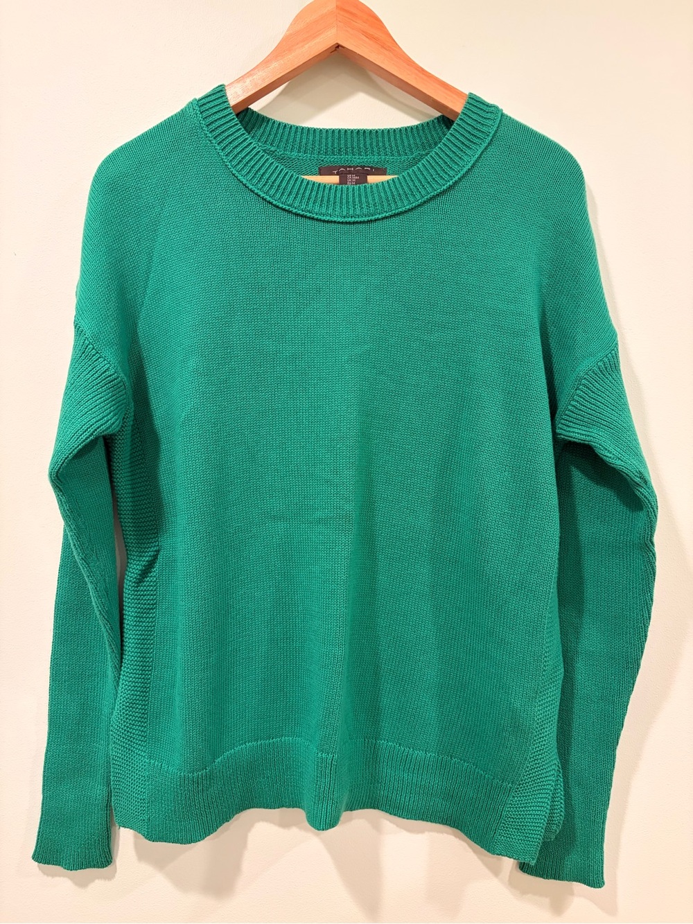 Tahari Women’s Crewneck Sweater in Green